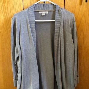 3/4 length sleeve gray cardigan